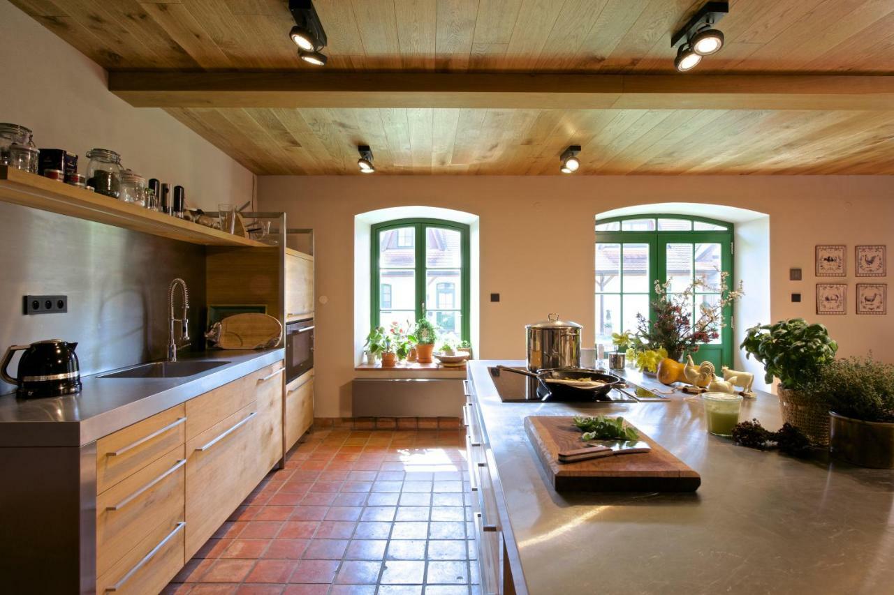 Statek Topelec Appartman I Appartement Písek Buitenkant foto
